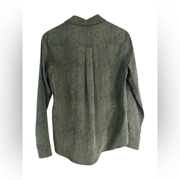 RAILS SILK KATE GREEN PYTHON BLOUSE - Picture 7 of 9